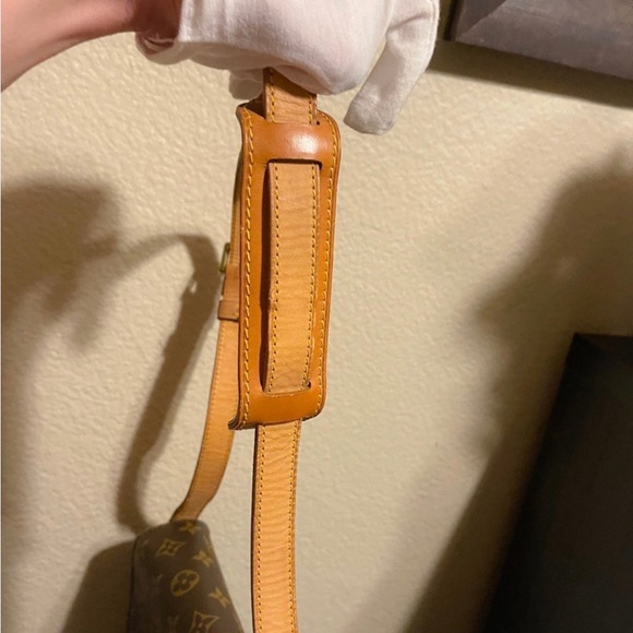 LV Saint Cloud GM - please see pics for reference. - Picture 6 of 8